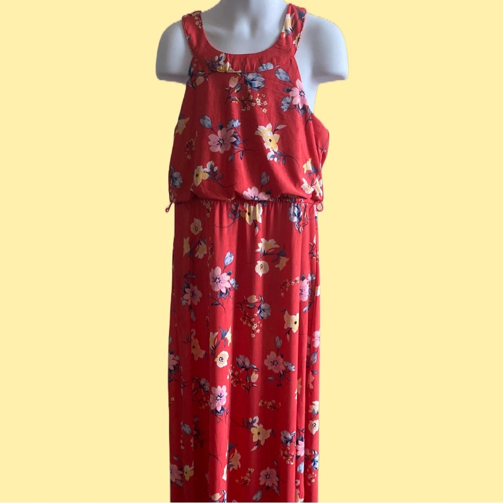 ⭐️ 4/$30 Red Floral Dress